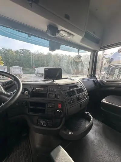 Workplace photo 18 of 29 - CE tipper driver in Germany