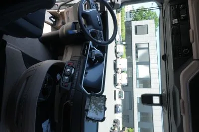 Workplace photo 16 of 27 - International C+E Truck Driver