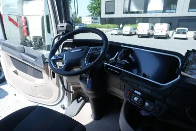 Workplace photo 25 of 27 - International C+E Truck Driver