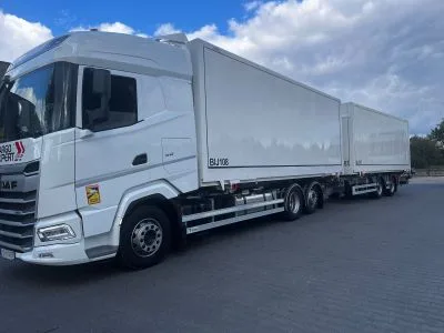 Workplace photo 2 of 27 - International C+E Truck Driver