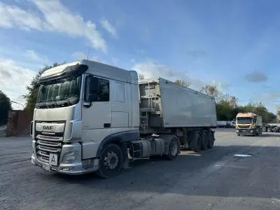 Workplace photo 12 of 29 - CE tipper driver in Germany